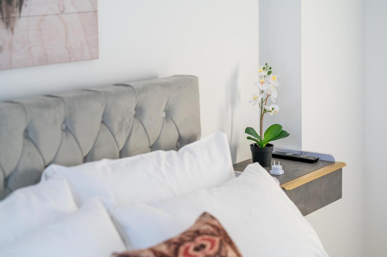 Lux 2 Bedrooms - 2 Bathrooms - F7 Londen Buitenkant foto