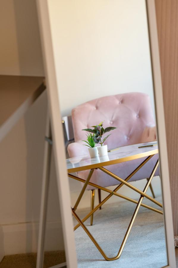 Lux 2 Bedrooms - 2 Bathrooms - F7 Londen Buitenkant foto